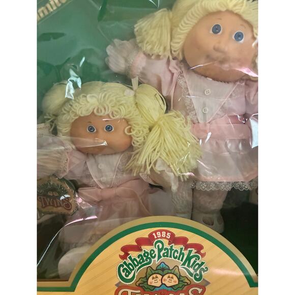 1985 Cabbage Patch Kids Blonde Twins Original Box, Factory Tied Complete Papers - Picture 3 of 11